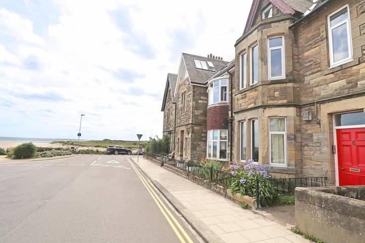 Cottage for 8 people in Alnmouth