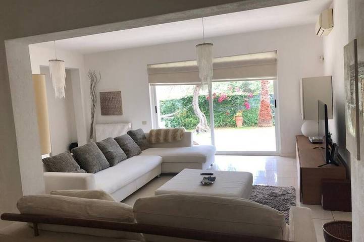 Villa Ines, sul mare con piscina in Capoterra, Province de Cagliari