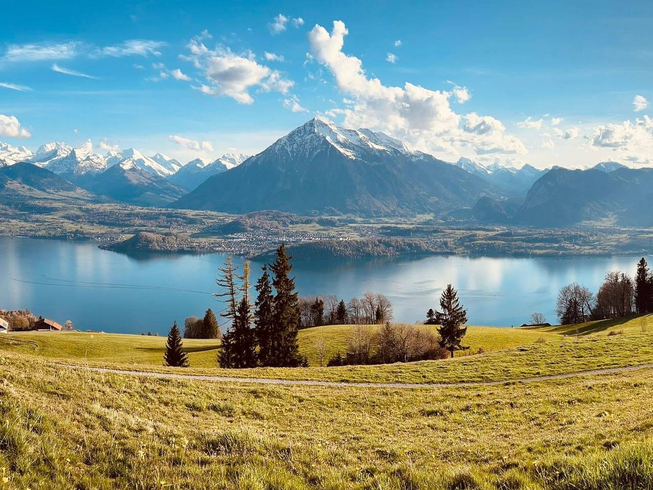 Geheel appartement, Chalet Alpenblick in Sigriswil, Meer van Thun