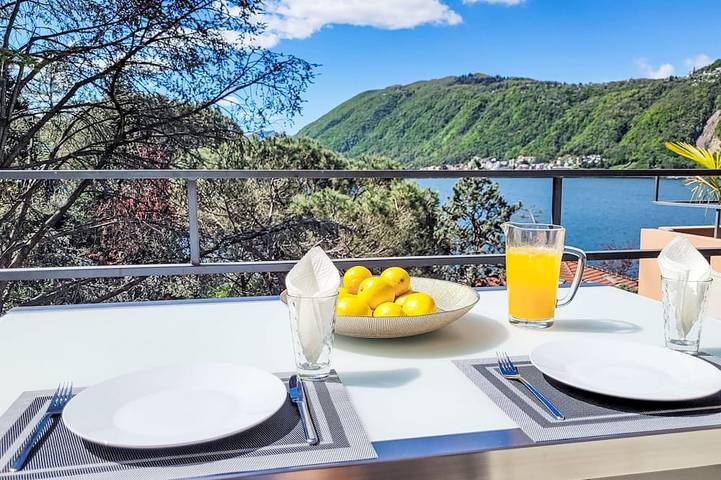 Ferienwohnung für 4 Personen, mit Pool und Garten in Bissone
