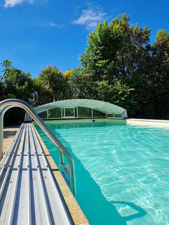Apartamento de vacaciones para 3 personas, con piscina además de jardín y vistas - 1