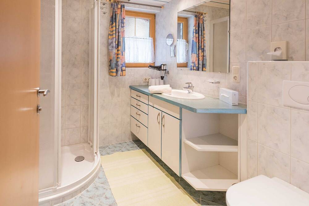 Chalet Ferienhaus 10 - Almdorf Tirol in Grän, Allgäuer Alpen (Österreich)