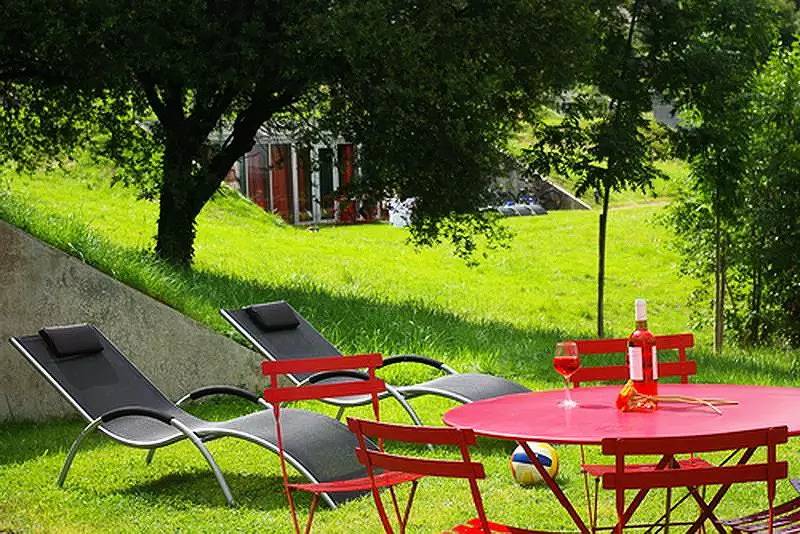 Roches et Vallées 45 m² 6 people in Sainte-Féréole, Brive-la-Gaillarde region