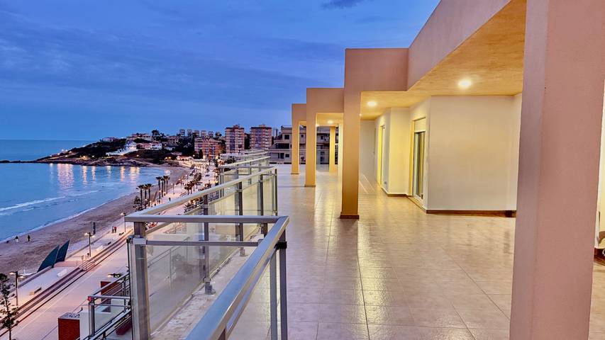 Apartamento de vacaciones para 6 personas, con balcón y vistas al mar, Familias con niños - 1