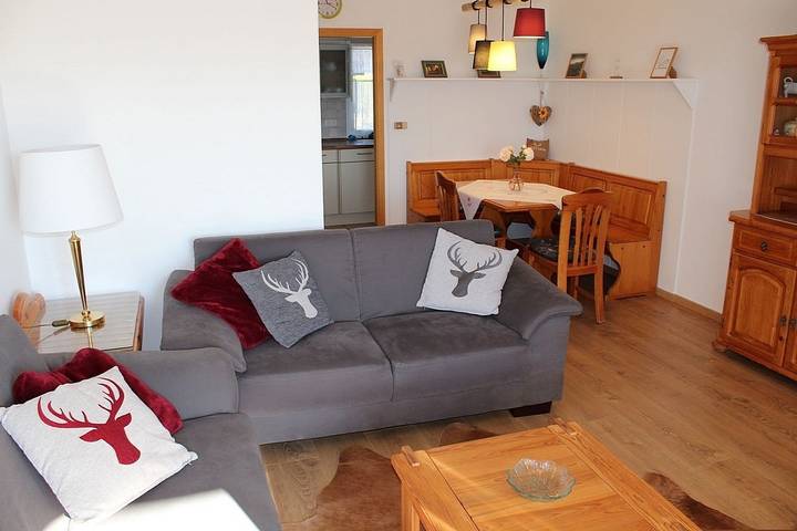 Ferienhaus für 4 Personen, mit Terrasse und Garten, kinderfreundlich im Ostallgäu