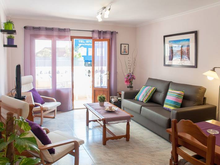 Ganze Wohnung, Apartment Obelisc-2 in Strandnähe mit Terrasse und Wlan in Can Picafort, Santa Margalida