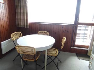 Chalet pour 4 Personnes dans Lac des Hermines, Besse-et-Saint-Anastaise, Photo 4