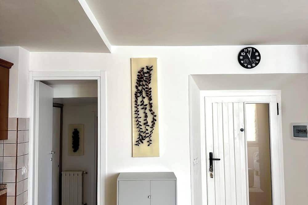 Ganze Wohnung, Apartment in Lake Orta, nearby the lake . in Pettenasco, Comune di Pettenasco