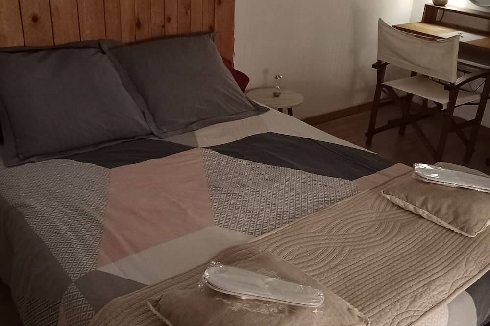Jolie petite maison, impasse calme,face au Gave,proche des stations de ski in Saint-Pé-de-Bigorre, Hautes-Pyrénées