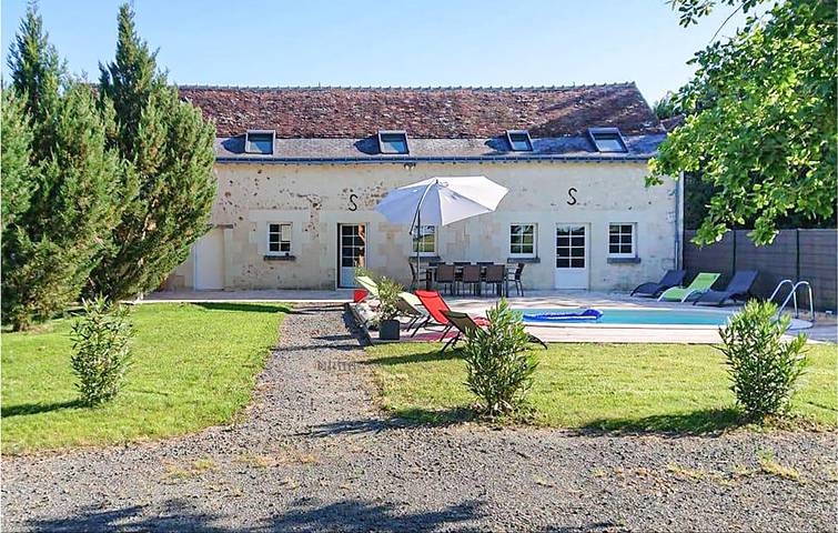 Location de vacances pour 8 personnes en Indre-et-Loire