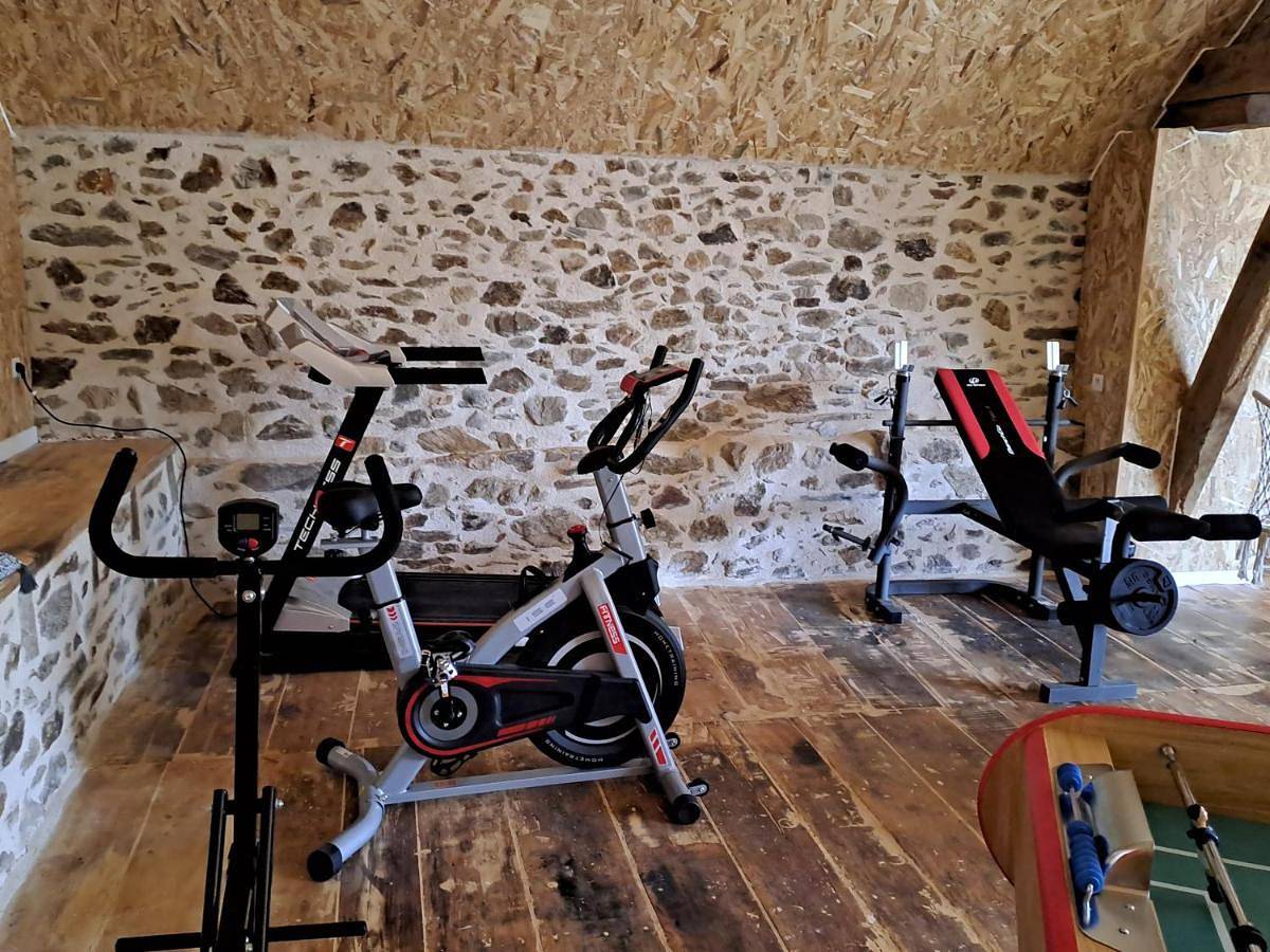 Double Room with Private Bathroom in Sainte-Féréole, Région de Brive-la-Gaillarde