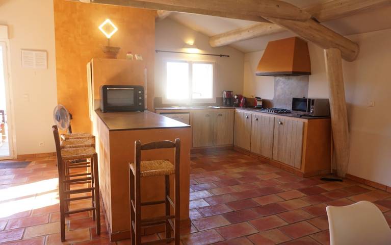 Gîte pour 8 personnes, animaux acceptés à Simiane-la-Rotonde - 3