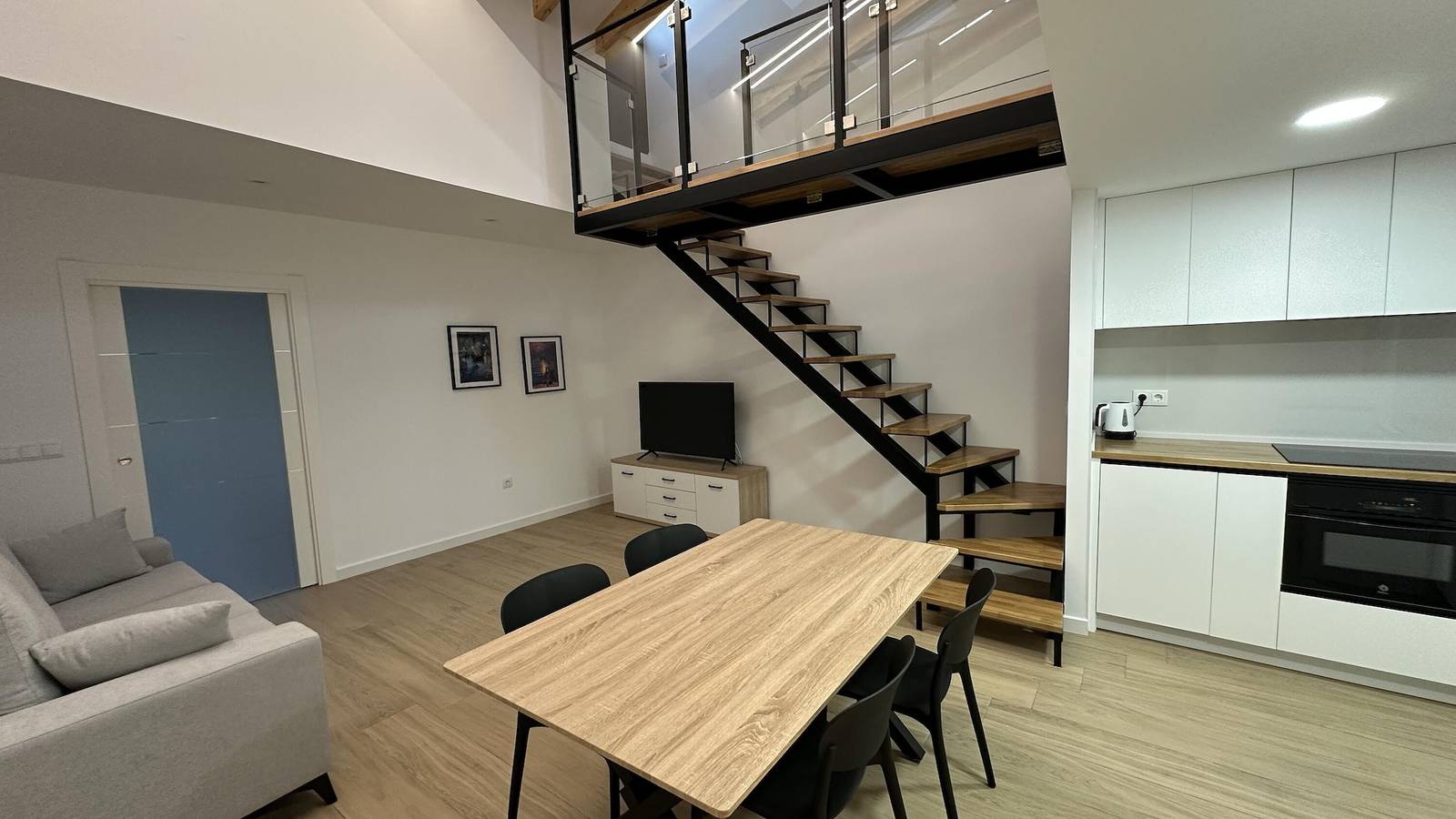 Precioso dúplex restaurado en zona tranquila y cerca de la playa in Villajoyosa, Costa Blanca