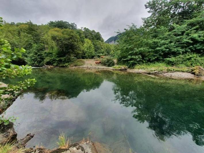Gîte pour 6 personnes, avec balcon ainsi que vue et jardin à Boutx - 3