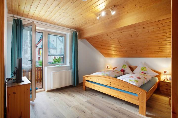 Zimmer für 2 Personen, mit Balkon - 1