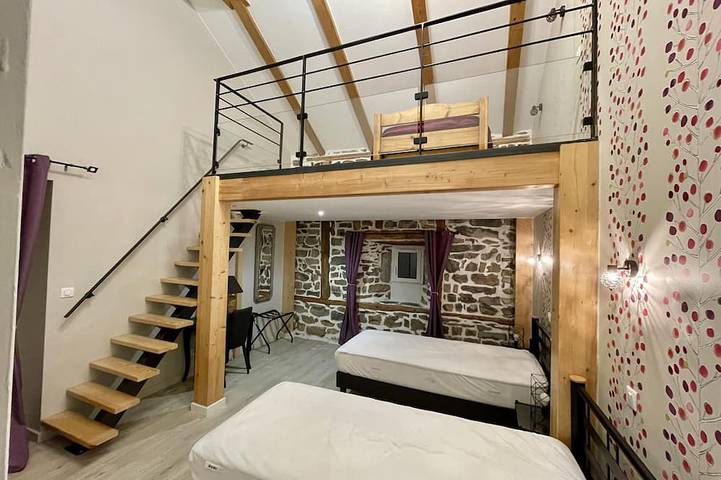 Gîte pour 22 personnes, avec jacuzzi et jardin à Araules - 3