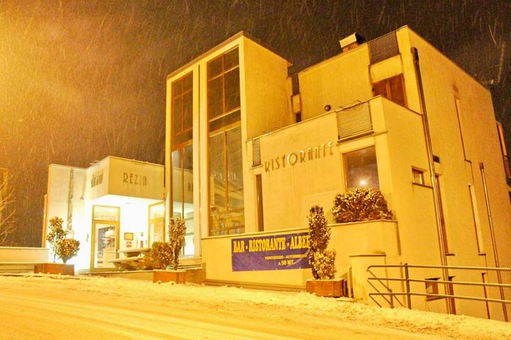 Hôtel pour 4 personnes, avec vue et jardin à Sondalo - 2