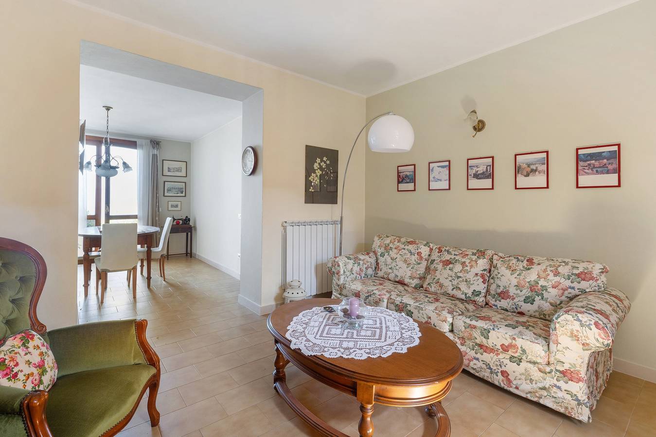 Ganze Wohnung, Ferienwohnung 'Corbei' mit Seeblick, gemeinsamer Terrasse und Wlan in Torri del Benaco, Gardasee-Berge