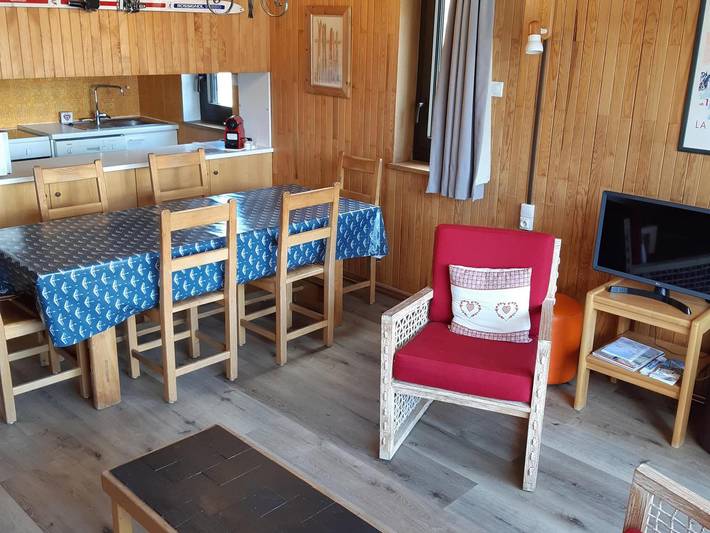 Gîte pour 8 personnes, avec balcon, animaux acceptés dans Courchevel 1650 (Moriond) - 3