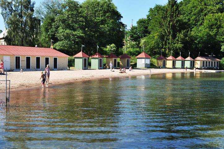 Hotel für 3 Personen, mit Terrasse und Garten sowie Sauna in Hjo
