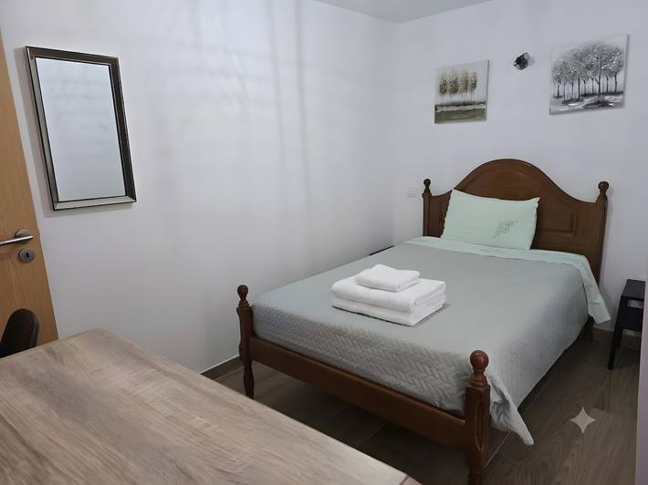 Ferienhaus 'Casa Maria Da Eira' mit Bergblick, WLAN und Klimaanlage in São Jorge e Ermelo, Viana do Castelo Distrikt