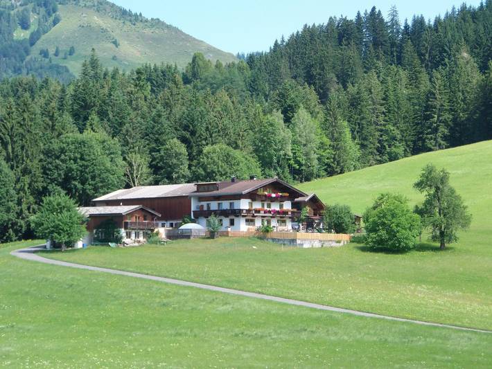 Hütte für 5 Personen, mit Balkon und Garten in Fieberbrunn