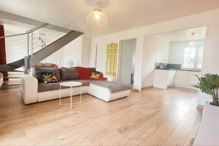 Maison de vacances pour 9 personnes, avec Terrasse et Jardin à Dreux