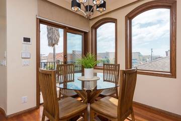 Vacation House for 16 Guests in San Diego, Southern California, Picture 2