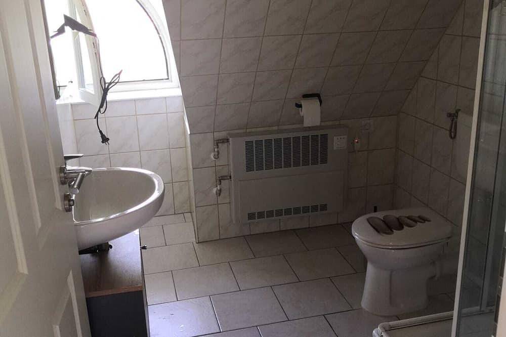 Ganze Wohnung, Apartment 'Ruhe Und Natur' mit privatem Garten und Wlan in Demmin, Mecklenburgische Seenplatte