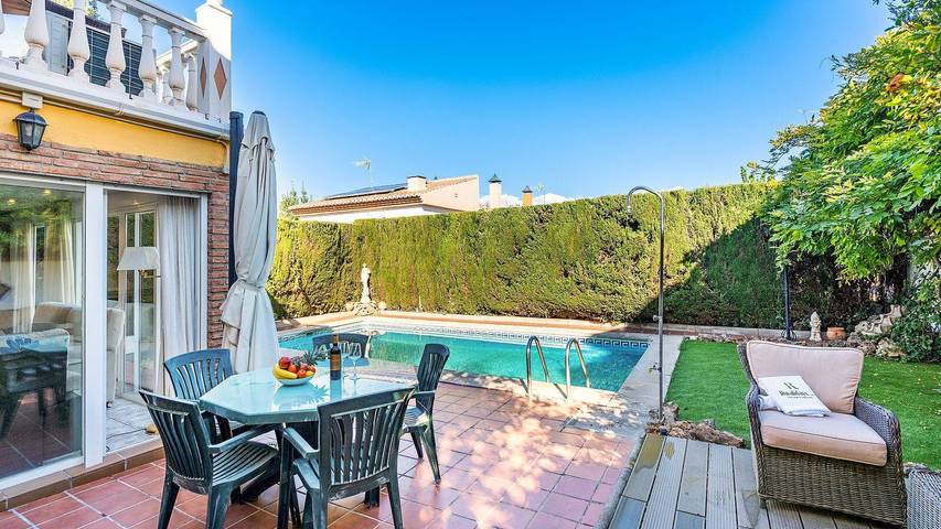 Chalet para 6 personas, con piscina y balcón/terraza en Vega de Granada - 2