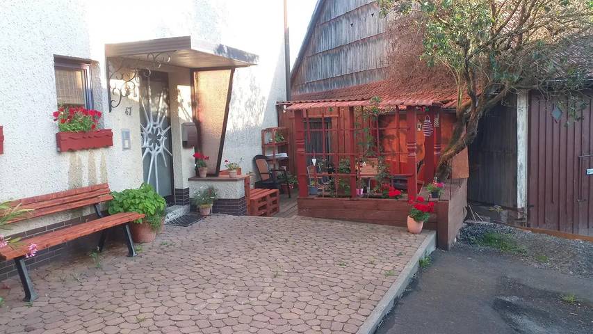 Ferienwohnung für 2 Personen, mit Terrasse und Garten in Gersfeld