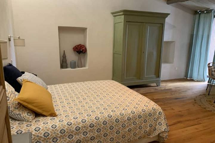 Location de vacances pour 4 personnes, avec terrasse à Allègre-les-Fumades - 3