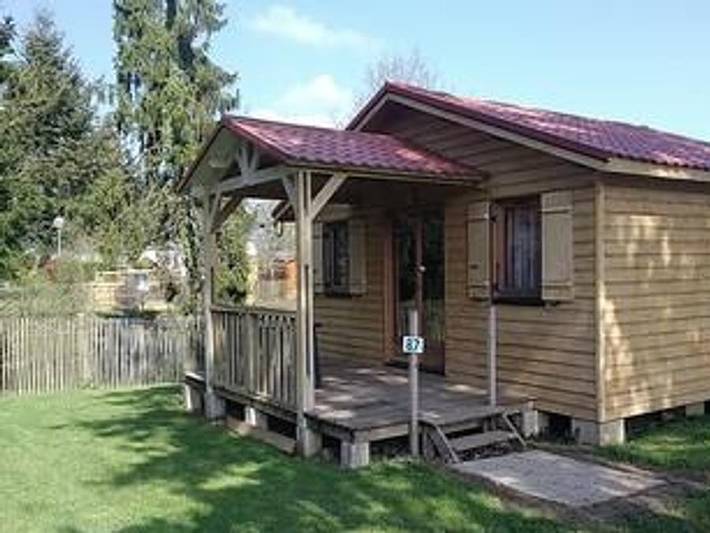 Chalet pour 4 personnes, avec bassin pour enfant et terrasse en Bretagne - 2