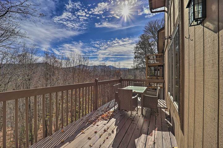 Vacation rental for 8 people, with balcony and hot tub in Sugar Mountain
