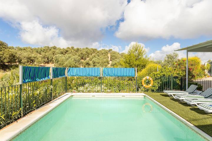 Casa rural para 18 personas, con jardín, Familias con niños en Archidona - 2