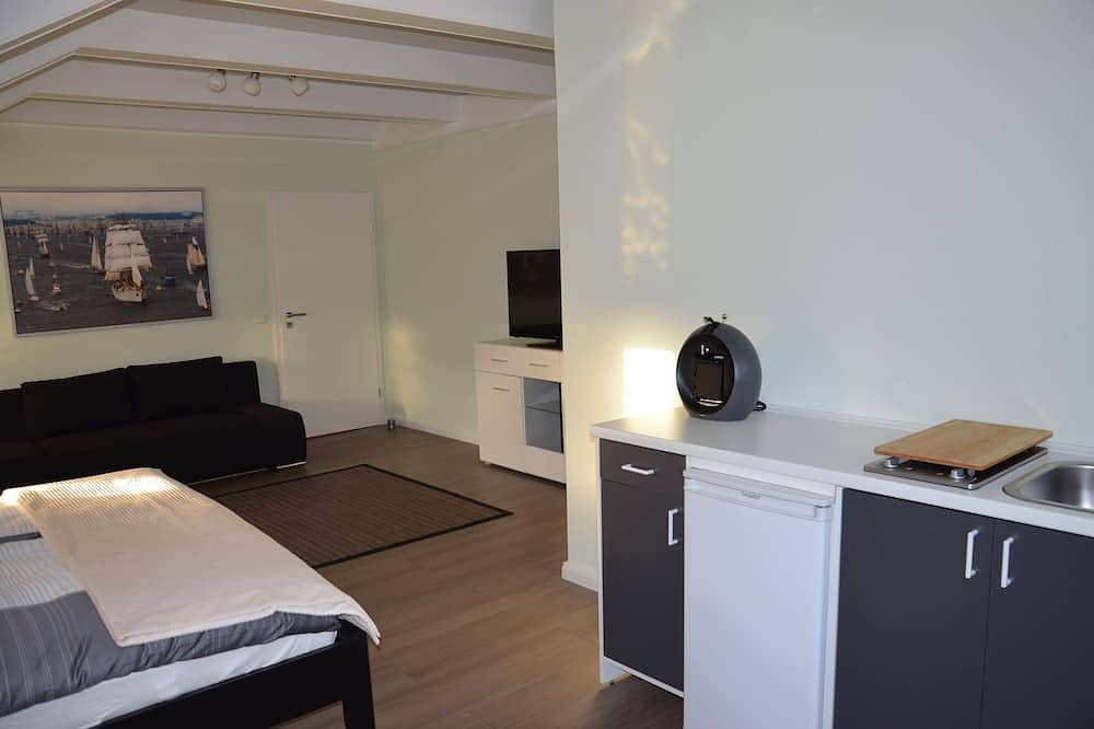 Ganze Wohnung, Neu gebautes Ferienapartment im modernen Landhausstil. 10 min Radweg zum Strand in Krokau, Südliche Ostseeküste