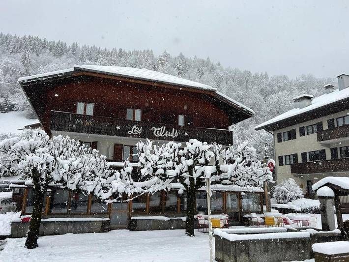 Hôtel pour 2 personnes, avec Balcon ainsi que Terrasse et Vue dans Les Rasses