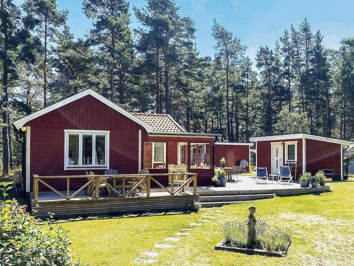 Ferienhaus für 6 Personen, mit Garten und Balkon, kinderfreundlich in Yngsjö - 3
