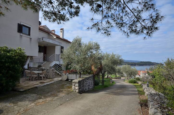Gîte pour 2 personnes, avec terrasse à Cres - 2
