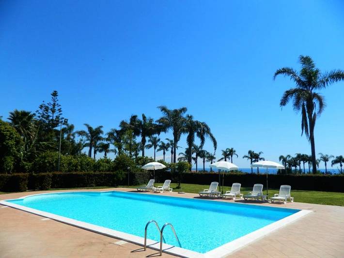 Agriturismo per 3 persone, con giardino in Catania e dintorni