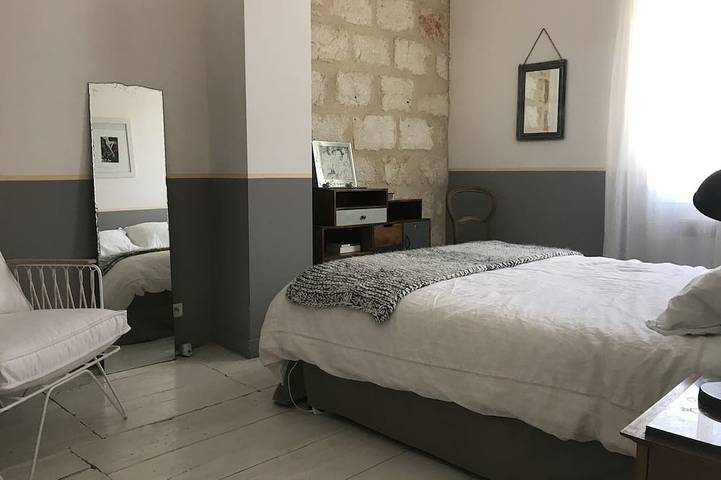 Villa Maison Intramuros Piscine Chauffée (Mai/Oct)-Patio - Remb 100% Annul in Aigues-Mortes, Côte d'Améthyste