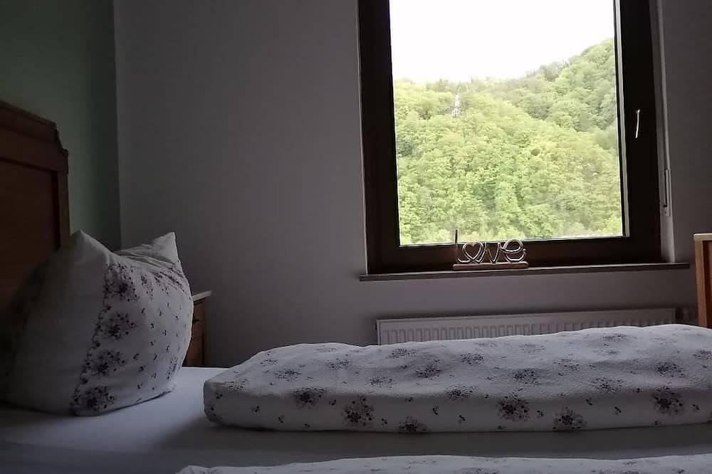 Ganze Wohnung, Ferienwohnung Kreuzblick - Ferienwohnungen Felten in Minheim, Bernkastel-Kues & Umgebung