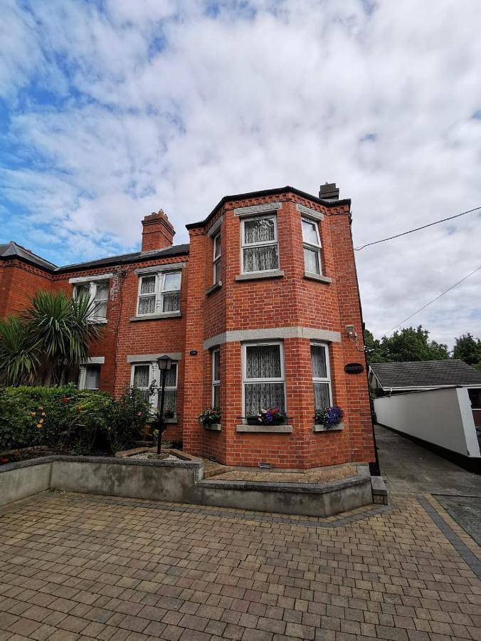 Double Room in Dublin, County Dublin