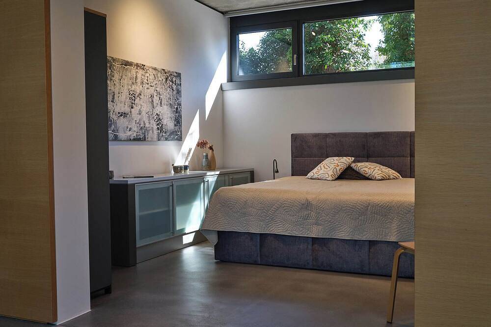 Architektenhaus Hello in Erbach - High End Interieur, Garten- zentral aber ruhig in Erbach im Odenwald, Main-Odenwald