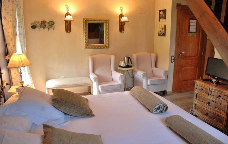 Hôtel pour 2 personnes, avec jardin et jacuzzi à Benasque - 4