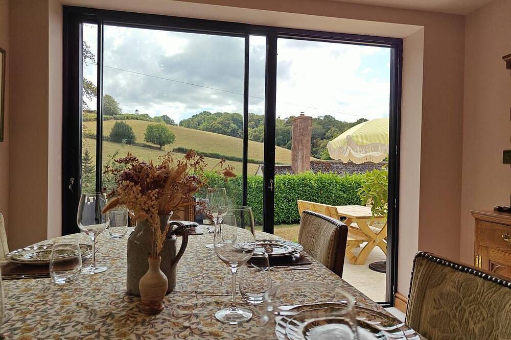 3 Bed in Skilgate (oc-w46009) in Skilgate, Somerset