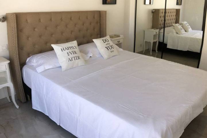 Ganze Wohnung, Azurie Sea View Apartment in Juan-les-Pins, Antibes