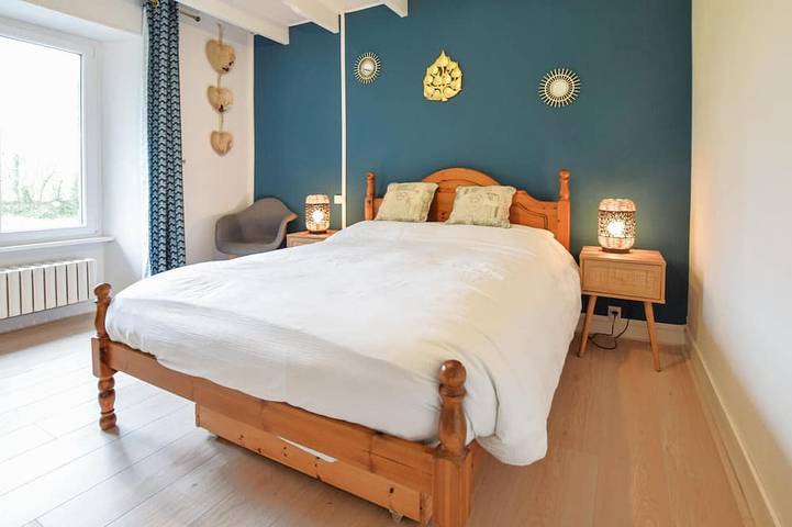 Location de vacances pour 8 personnes, avec jardin à Dangy - 2