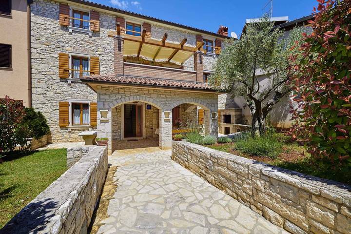 Ferienhaus für 10 Personen, mit Garten in Pula-Medulin - 2