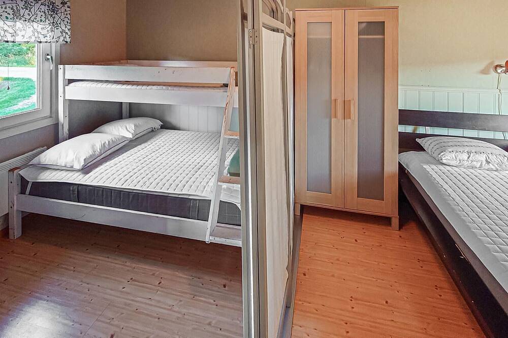 2 bedroom nice home in Kramfors in Gudmundra, Angermanland